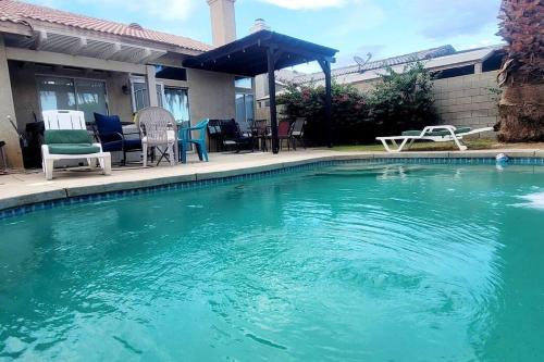 Indio House | Sunshine Daydream by the Pool and Spa