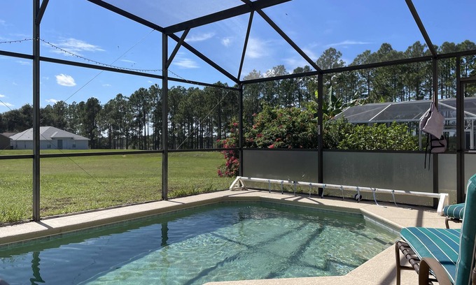 Florida Pines House | Sunshine Florida Vacation Home Close to Gulf Courses.