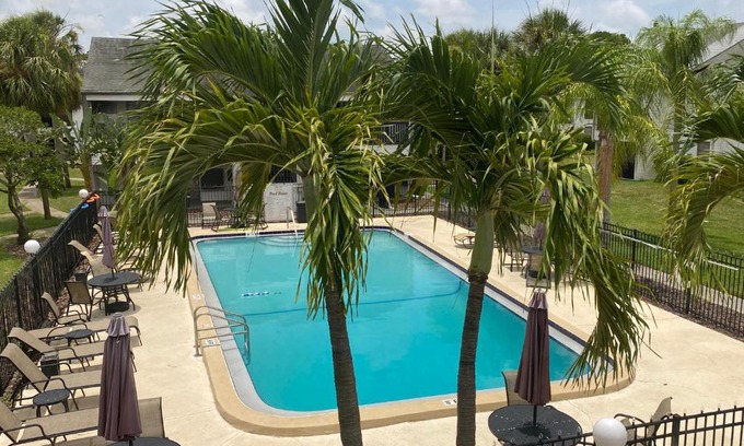 Tarpon Springs House | Sunshine Home