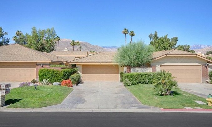 Palm Desert Apartment | Sunshine On My Shoulders Permit #STR2025-0271