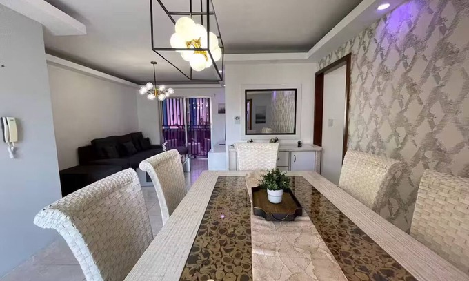 Residencial ROMANA House | Sunshine Palmares de Caleta.