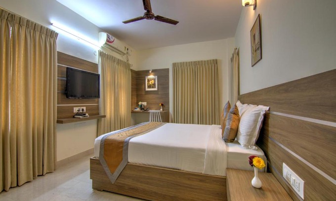 Panduranga Nagar Hotel | Sunshine Suites Grand Deluxe