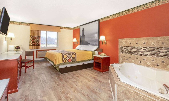 Avoca Hotel | Super 8 by Wyndham Bedford