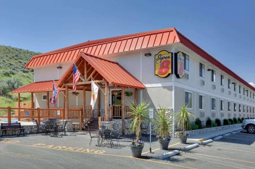 Cody Hotel | Super 8 by Wyndham Cody