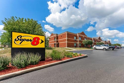Elgin Hotel | Super 8 by Wyndham Elgin