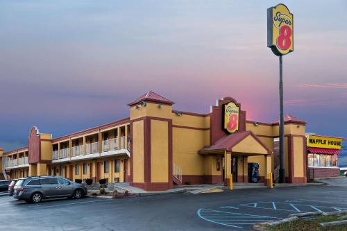 Southport Hotel | Super 8 by Wyndham Indianapolis-Southport Rd