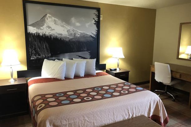 Tri-Cities Hotel | Super 8 by Wyndham Kennewick