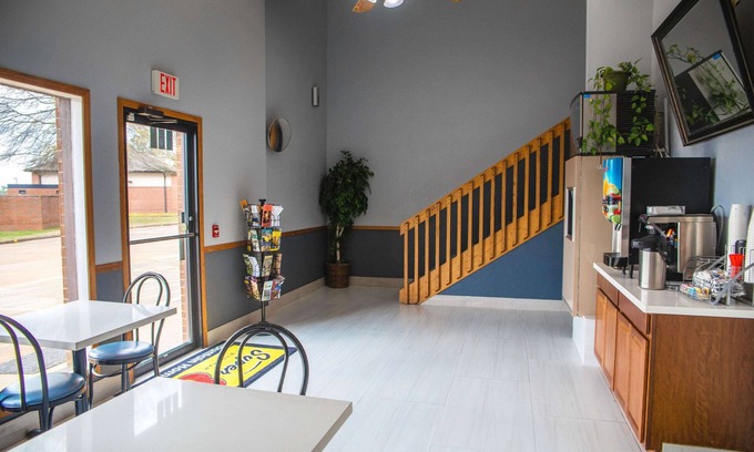 Mountain Home Hotel | Super 8 by Wyndham Mountain Home