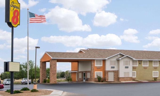 Portales Hotel | Super 8 by Wyndham Portales