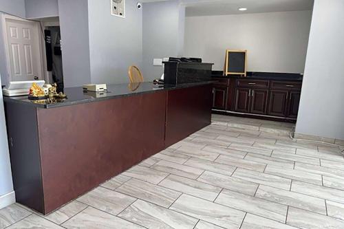Portsmouth Hotel | Super 8 by Wyndham Portsmouth - Norfolk