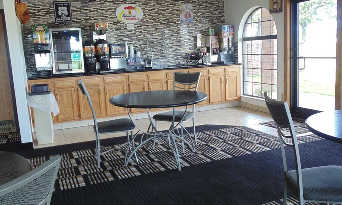 Sapulpa Hotel | Super 8 by Wyndham Sapulpa/Tulsa Area