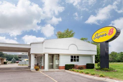 Stevensville Hotel | Super 8 by Wyndham Stevensville St Joseph
