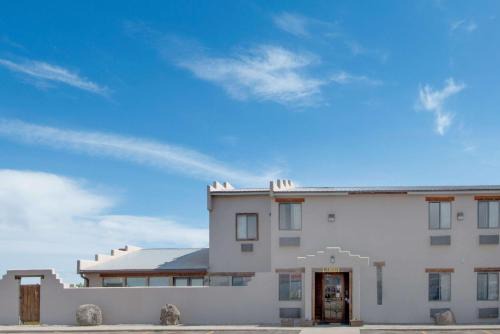 Taos Hotel | Super 8 by Wyndham Taos