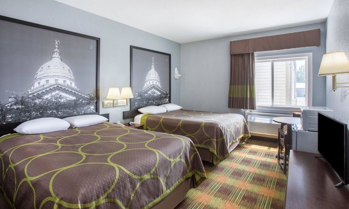 Sweet Springs Hotel | Super 8 by Wyndham Sweet Springs