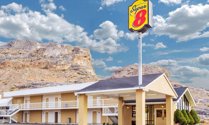Wendover Hotel | Super 8 by Wyndham Wendover