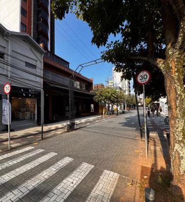 Centro Apartment | Super Central - Fácil acesso a tudo - TownHouse