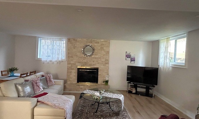 Cooksville House | Super Clean Private 2BRs Cozy Unit for 4 Guests