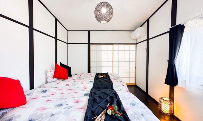 Nishinari House | Super clean2 lines available4 minutes to Tamade and Kishinosatotamade Station7 minutes to Namba - Asuka II/Osaka Ōsaka