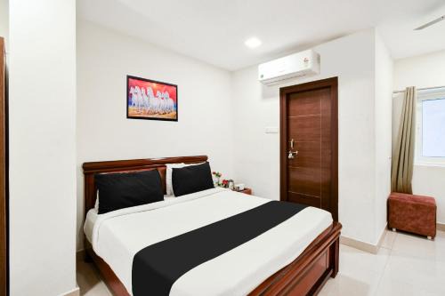 Madhapur Hotel | Super Collection O Madhapur