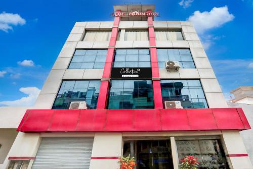 Udaipur Hotel | Super Collection O Rampura Near Sajjan Garh Fort formerly Blue Mountain