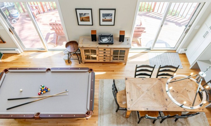 Saugerties South House | Super Comfortable Water-view Home in Saugerties