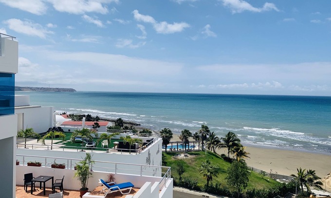 Manta Apartment | Super Duplex to the sea with access to the beach - Manta Ecuador Private Club
