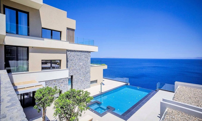 Rodhia Villa | Super Elite Crete Villa | 7 Bedroom | Villa Rodia Palace | Infinity Pool |.