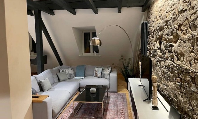 Vohenstrauss Apartment | Super Exclusive LOFT *Central*Parking*