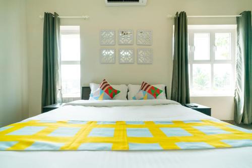Kumbalam Apartment | Super Hotel O Elegant KINGS PARK RESIDENCY