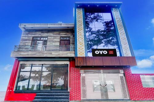 Misrikh Hotel | Super Hotel O Kashvi Hotel