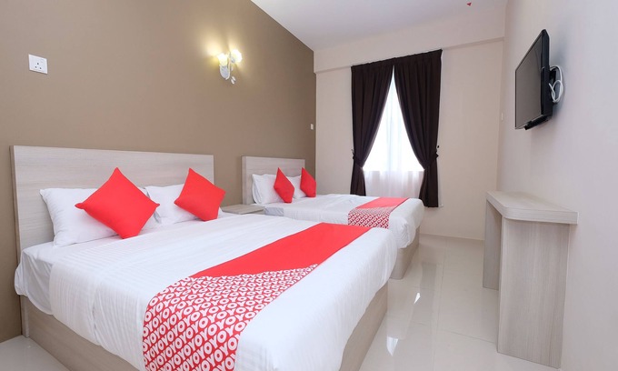 Bandar Indera Mahkota Hotel | Super OYO 43935 Mancalin Hotel