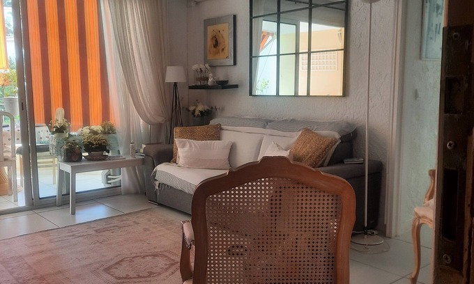 Cavaliere Apartment | Super T2 fully refurbished late 2015, 300m from beach and port, wonderful terrace
