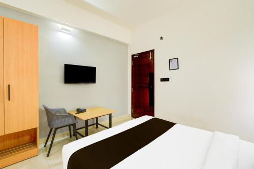 Miyapur Hotel | Super Townhouse Casa Grand Miyapur