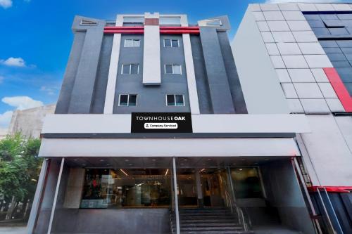 HITEC City Hotel | Super Townhouse Oak Madhapur Nera Regency