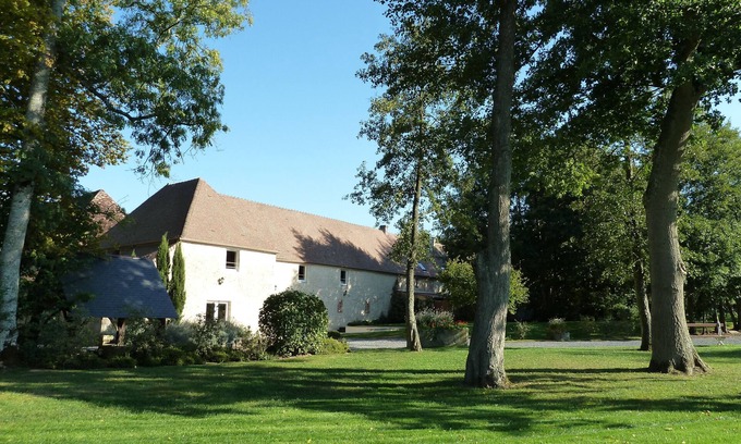 Saint-Pierre-Canivet Cottage | Superb 18th century family cottages near Falaise and Caen