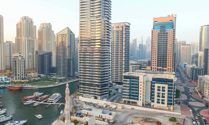 Jebel Ali Apartment | SUPERB 1BED MARINA VIEW. JBR BEACH. POOL. FREE PARKING.