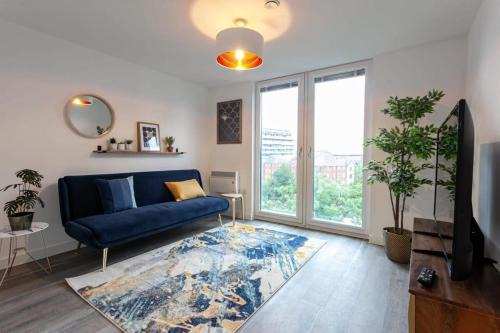 Old Trafford Apartment | Superb 2 Bed Flat 5min to Old Trafford Stadium