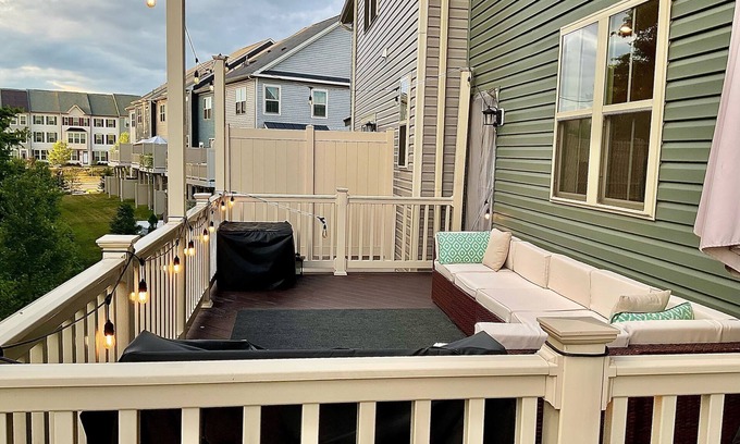 Fort Meade House | Superb 3-bedroom townhome in Hanover with WiFi and a coazy backyard