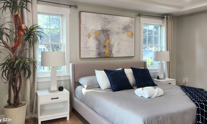 Arlington House | Superb 5-bedroom house with AC in Arlington