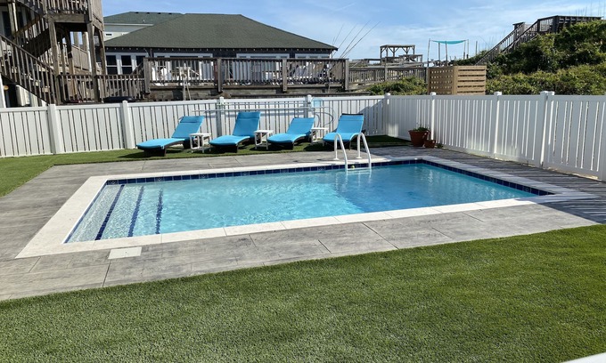 Nags Head House | Superb apartment by the sea