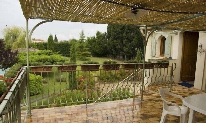 Chateaurenard Apartment | Superb apartment of 120 m2 in provencal mas of the owners