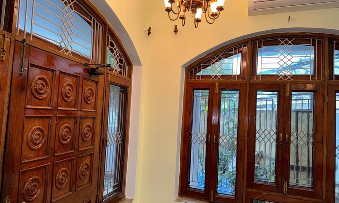 Allahabad House | Superb bungalow stay at Prayagraj
