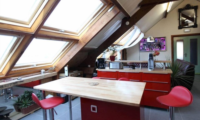 Esvres Apartment | Superb loft with heated pool and studio apartment