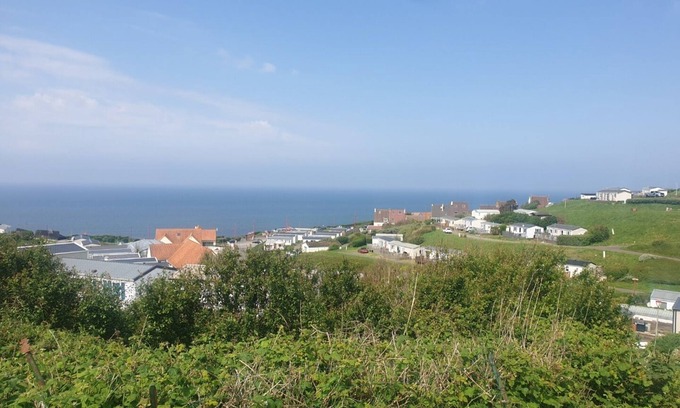 Equihen-Plage House | Superb mobile home 150m from the beach with stunning sea views!