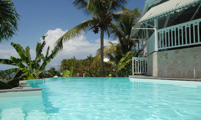 Morel Villa | Superb sea view, infinity pool, charm and comfort just a stone's throw from the beach