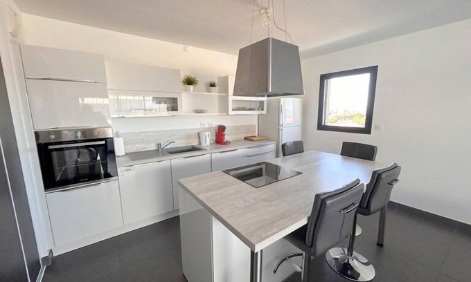 Le Barcares Apartment | Superb T3 Apartment 6 People 100 m From the Beach Pool- 6ODYS405C