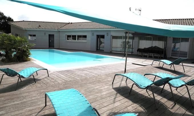 Brach Villa | Superb Villa Standing - Near Lacanau