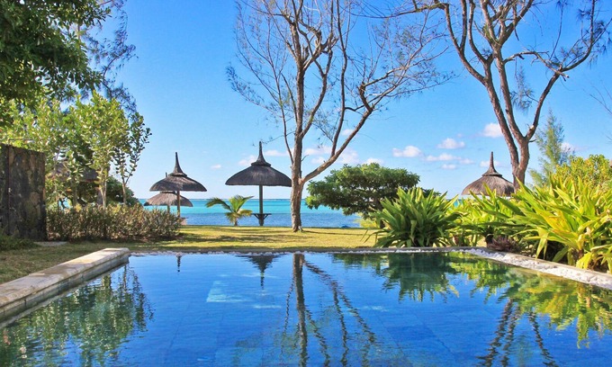 Roches Noires Villa | Superb waterfront villa with private pool, house staff