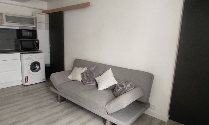 Viarmes Apartment | Superbe Appartement en Plein Centre Ville Avec Parking