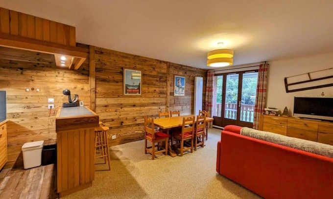 Mouxy Apartment | Superbe appartement au pied des pistes -Le chamois*